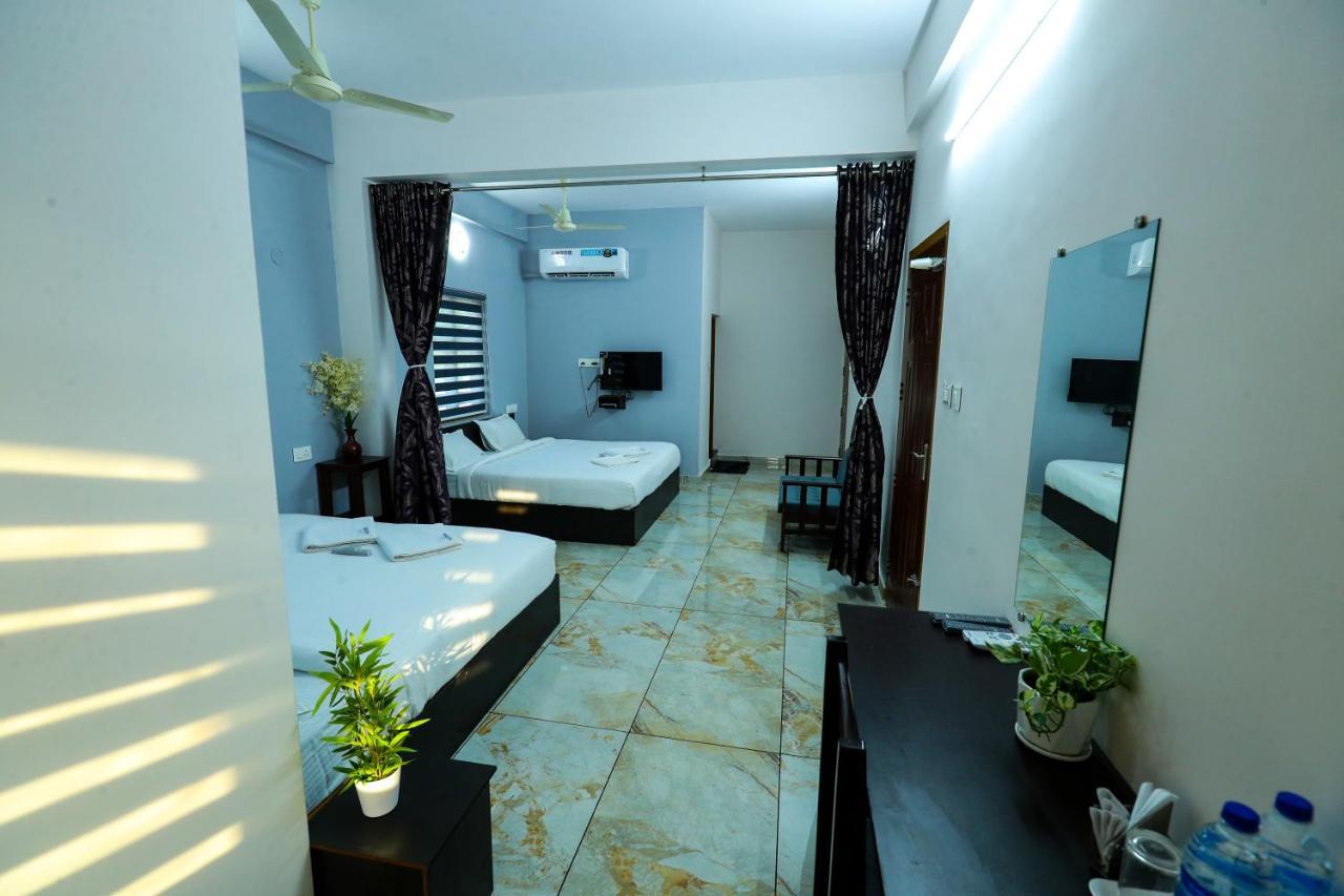 Hotel Aldora Airport Residency à Nedumbassery Extérieur photo